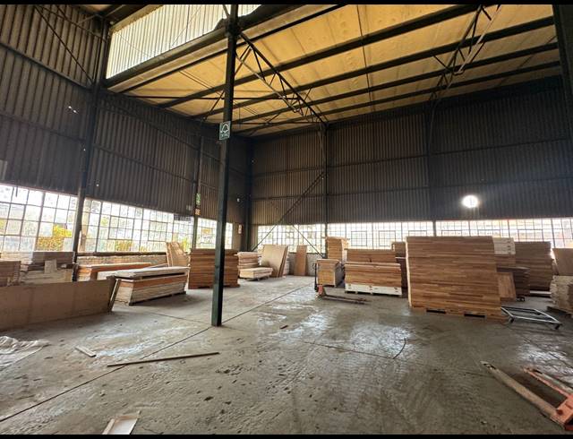2,973M² WAREHOUSE FOR SALE IN KEW